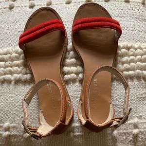Kenneth Cole red suede and tan learher sandals